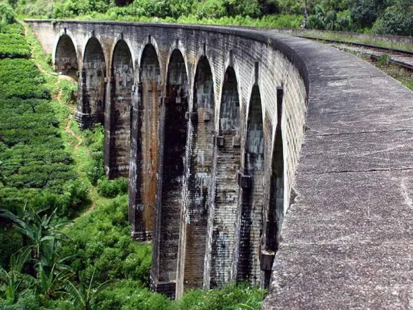 Nine Arch Bridge close view